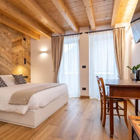 El Lares - L'avez 3*