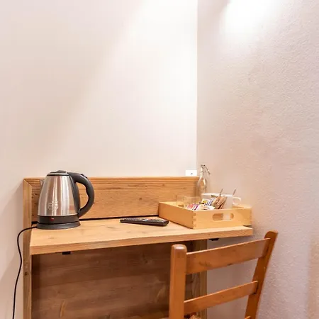 El Lares - L'avez Bed & Breakfast 3*