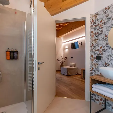 El Lares - L'avez Bed & Breakfast 3*