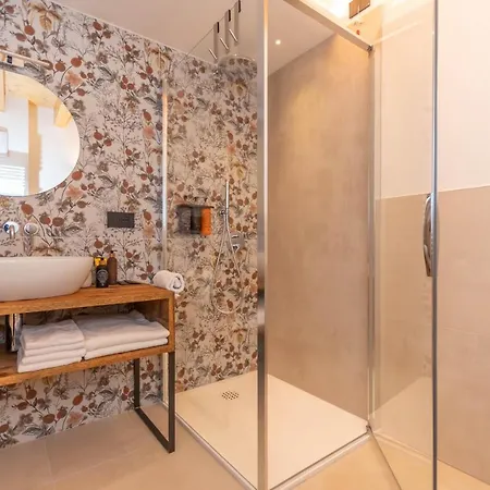 El Lares - L'avez Bed & Breakfast